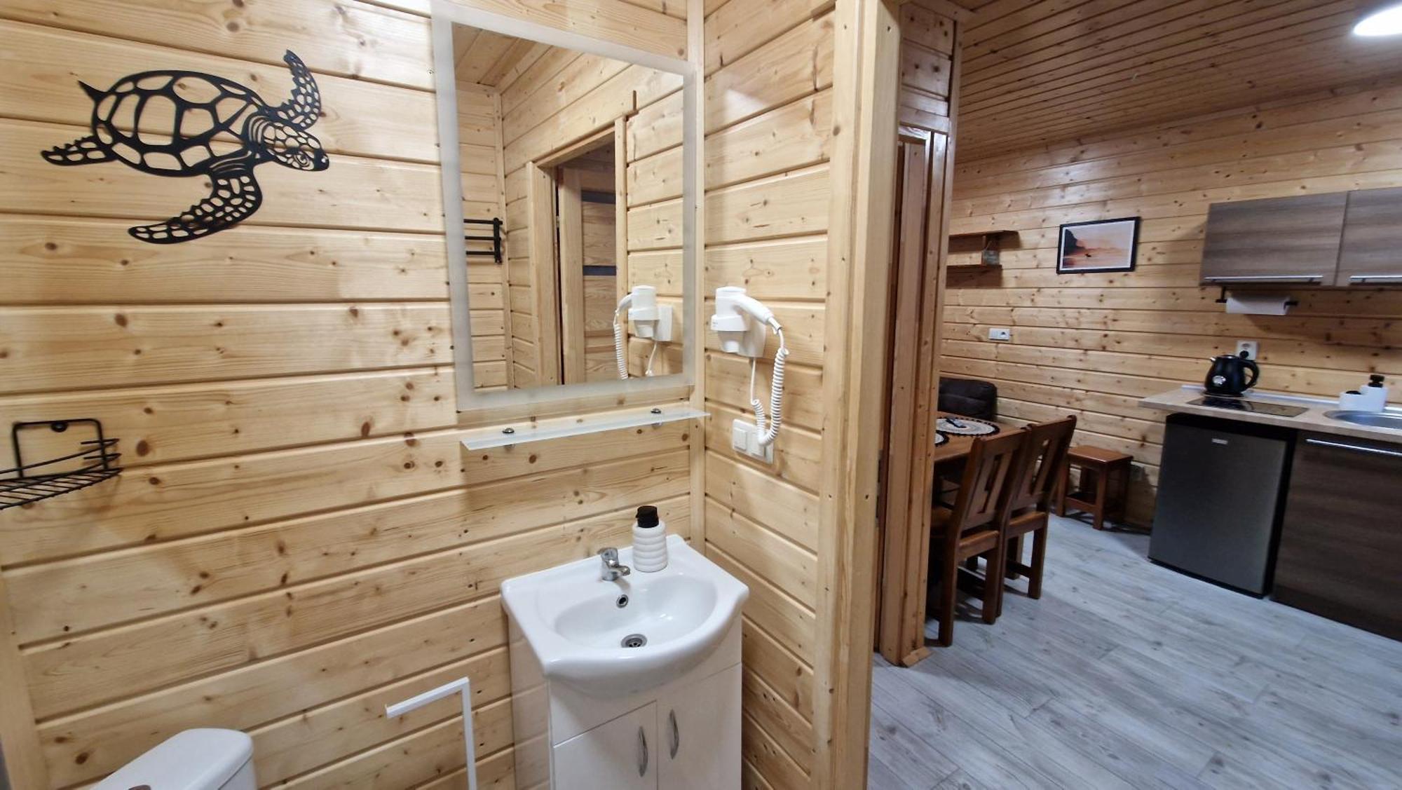 Domki Sowia Polana Dąbki Exterior foto